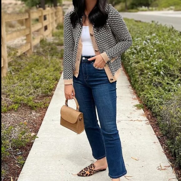 Ann Taylor GEO Stitch Black & White Cardigan Jacket Size S - Picture 4 of 8